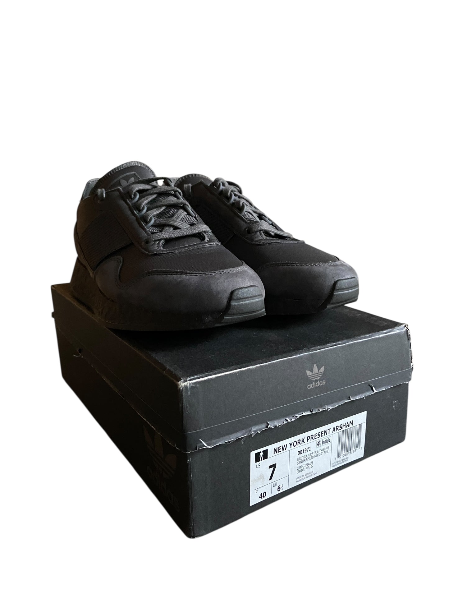 Preowned adidas New York Present Daniel Asham Grey Sz 7M/8.5W