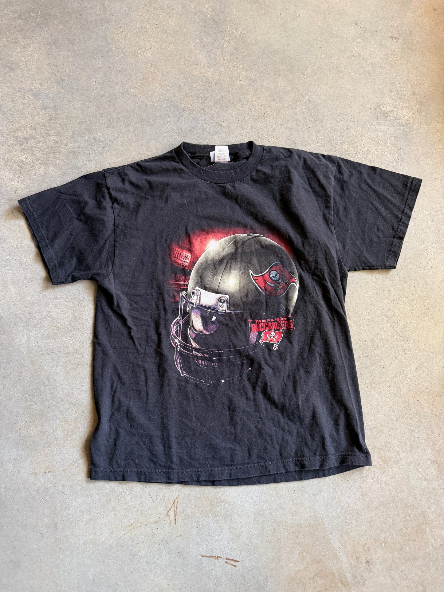 Tampa Bay Buccaneers Helmet Tee Sz L