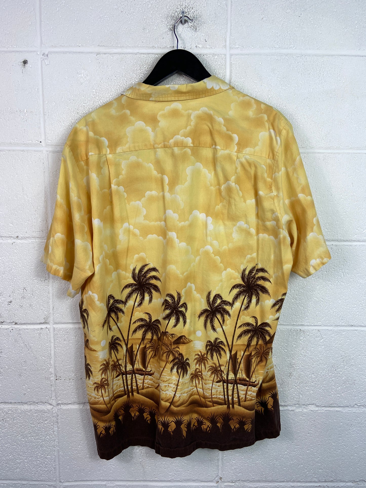 VTG Hooters Lu-Owl Hawaiian Shirt