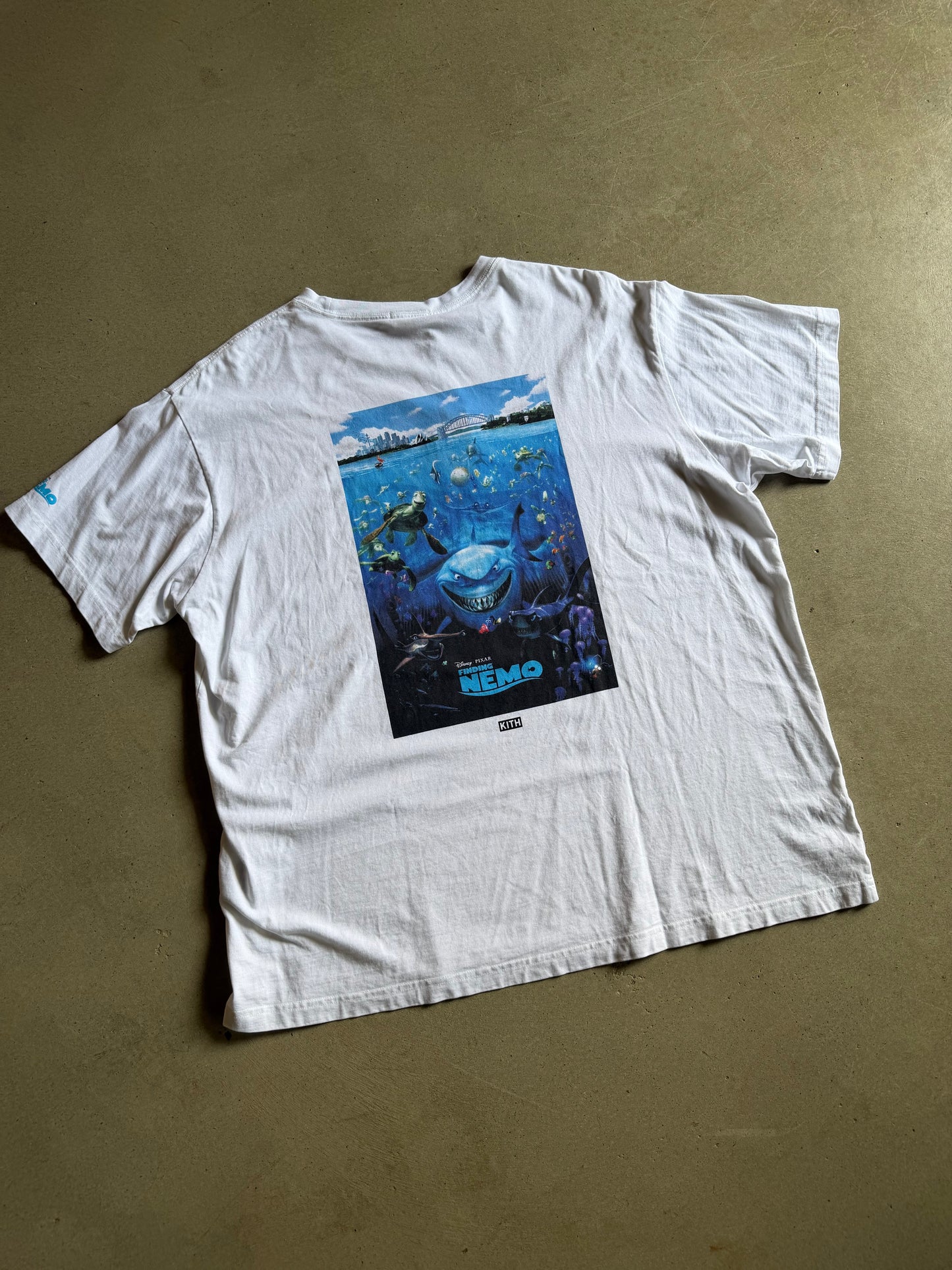 Kith x Disney Pixar Finding Nemo Family Vintage Tee Sz XXL
