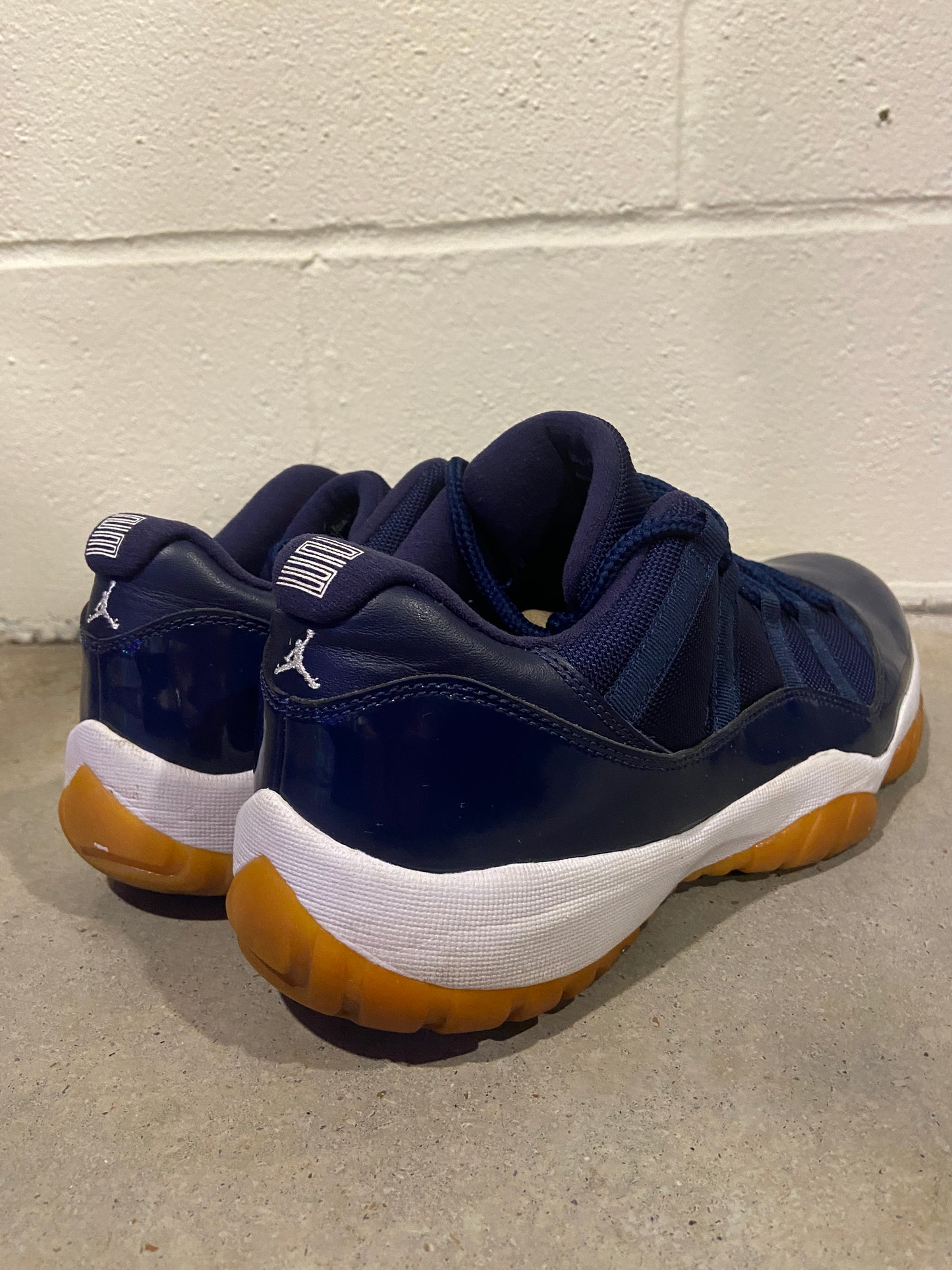 PreOwned Air Jordan 11 Low Midnight Navy Sz 11.5M/13W