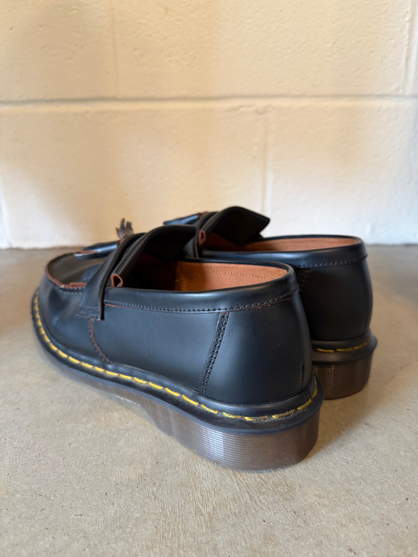 Preowned Dr. Martens Made In England Adrian Tassel Loafer Black Sz 10M/11.5W