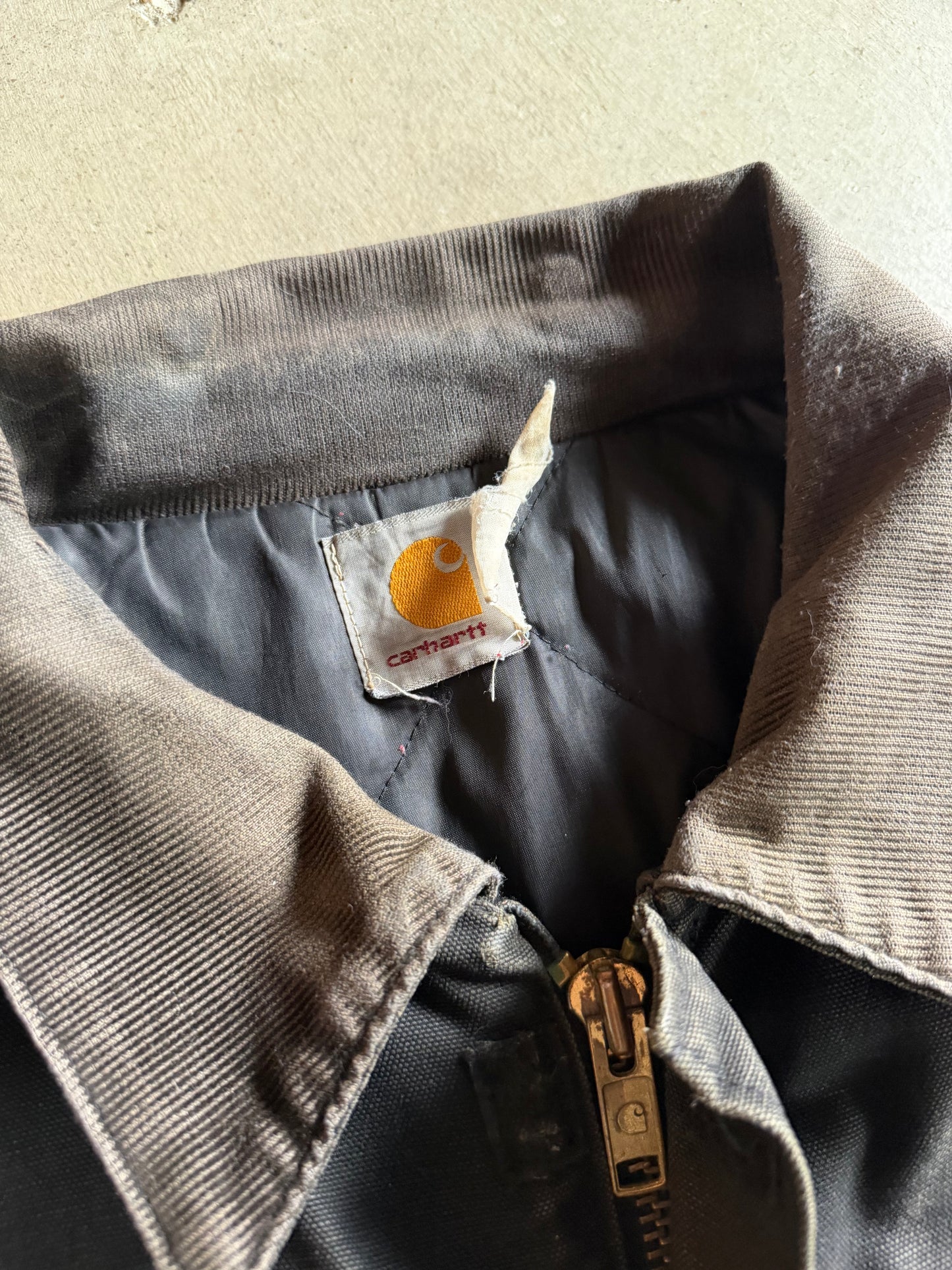 VTG Carhartt Thrashed Jacket Sz XL/2XL
