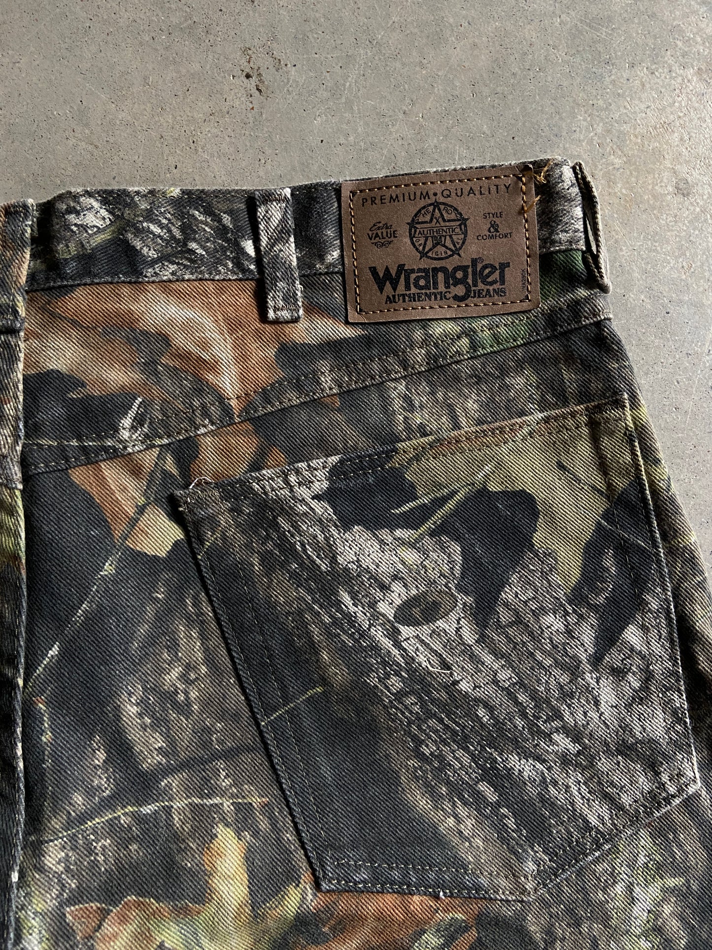 Baggy Wrangler Double Knee Mossy Oak Camo Pants Sz 34x30