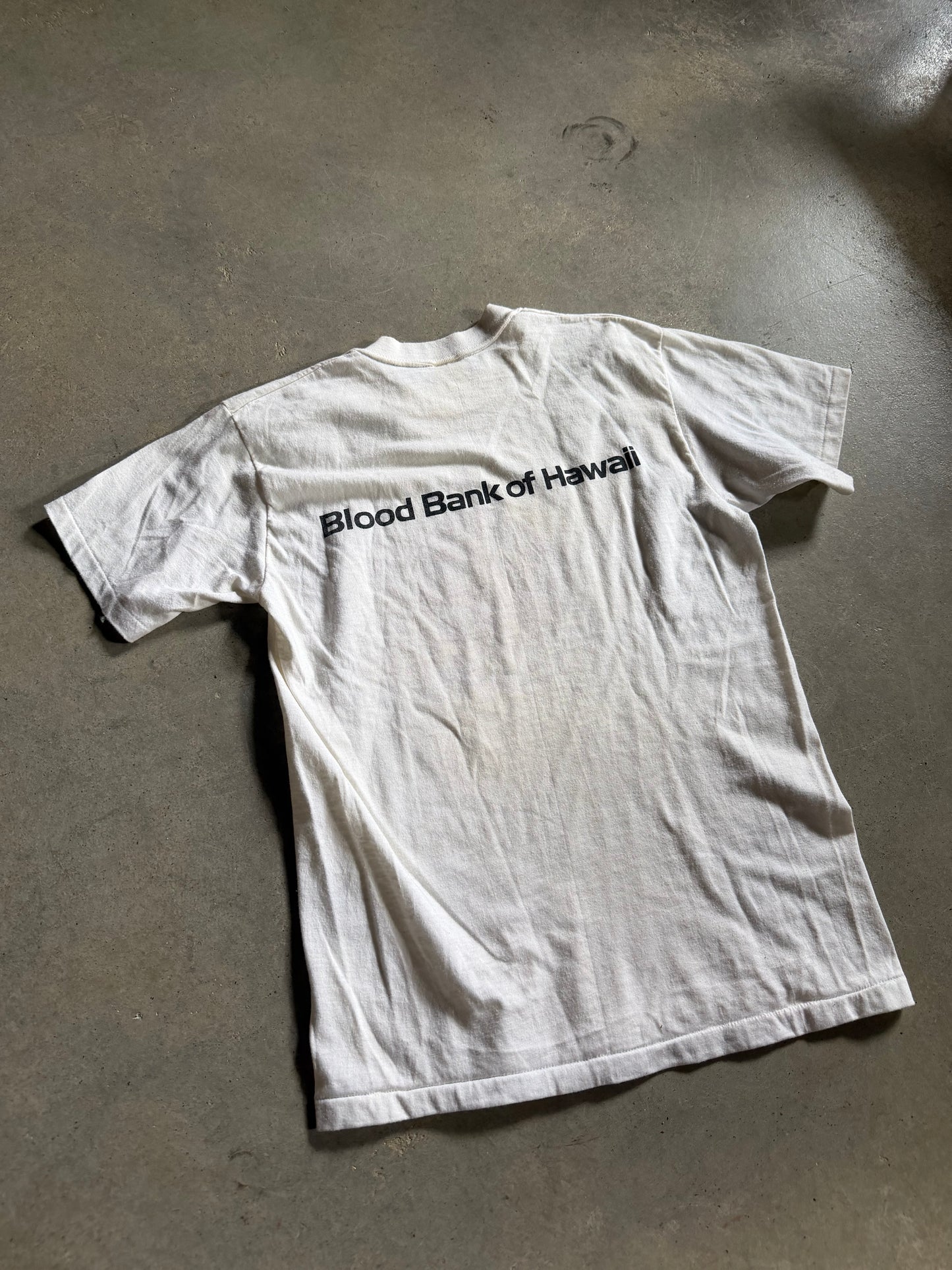 VTG Hawaii Circulate Blood Bank Tee Sz S