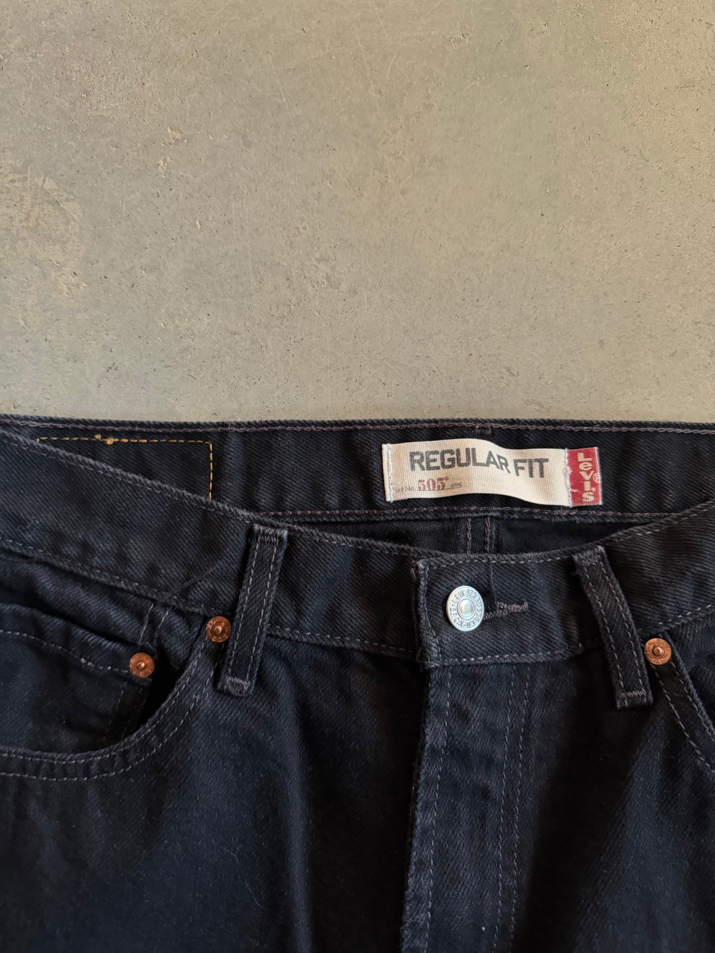 Levis 505 Black Denim Jeans Sz 34x30