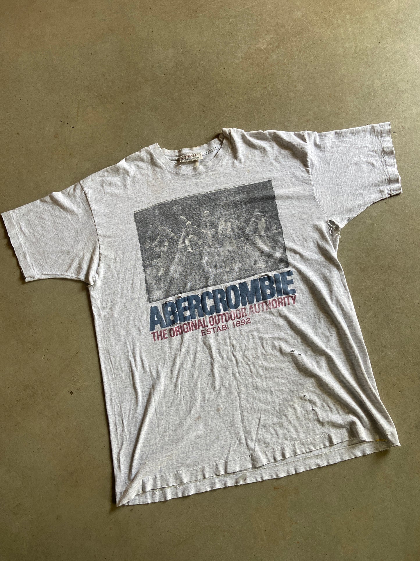 VTG Abercrombie Thrashed Outdoor Authority Tee Sz 2XL