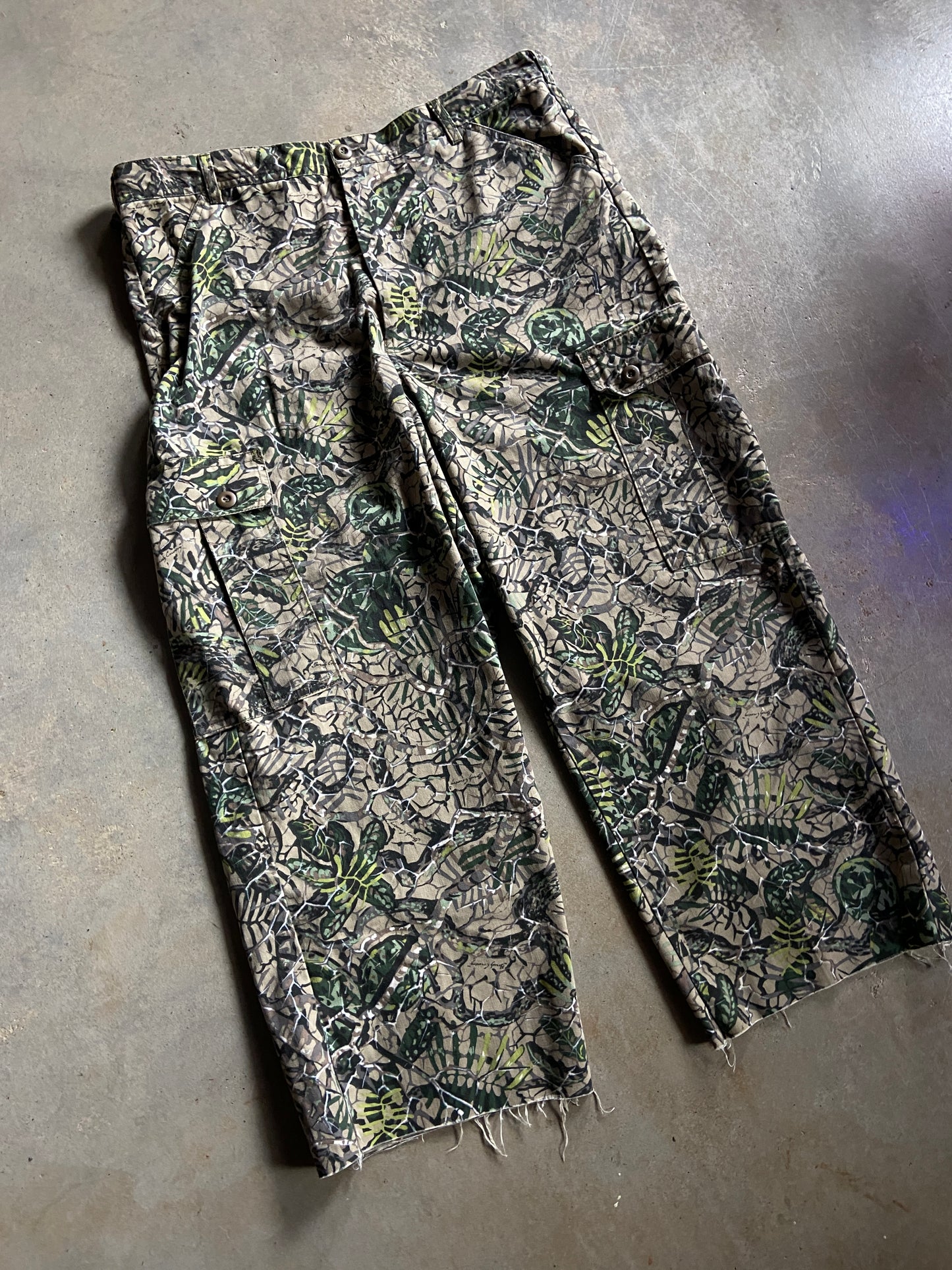 Brush Country Camo Pants Sz 38x27