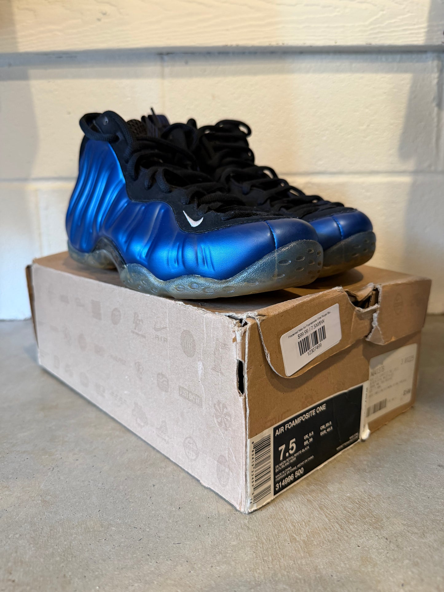 Preowned Nike Air Foamposite One Royal Blue (2011) Sz 7.5M/9W
