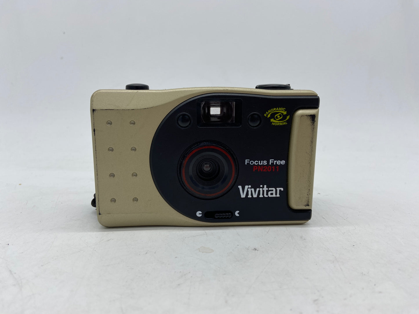 Vivitar PN2011 Focus Free-Panoramic 35mm Point & Shoot Film Camera