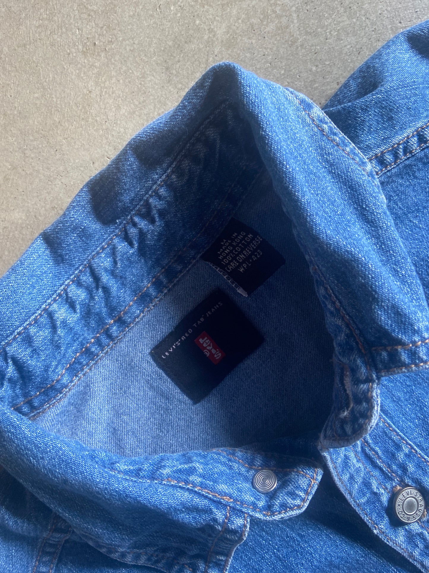 Levis Denim Button Up Shirt Sz M/L