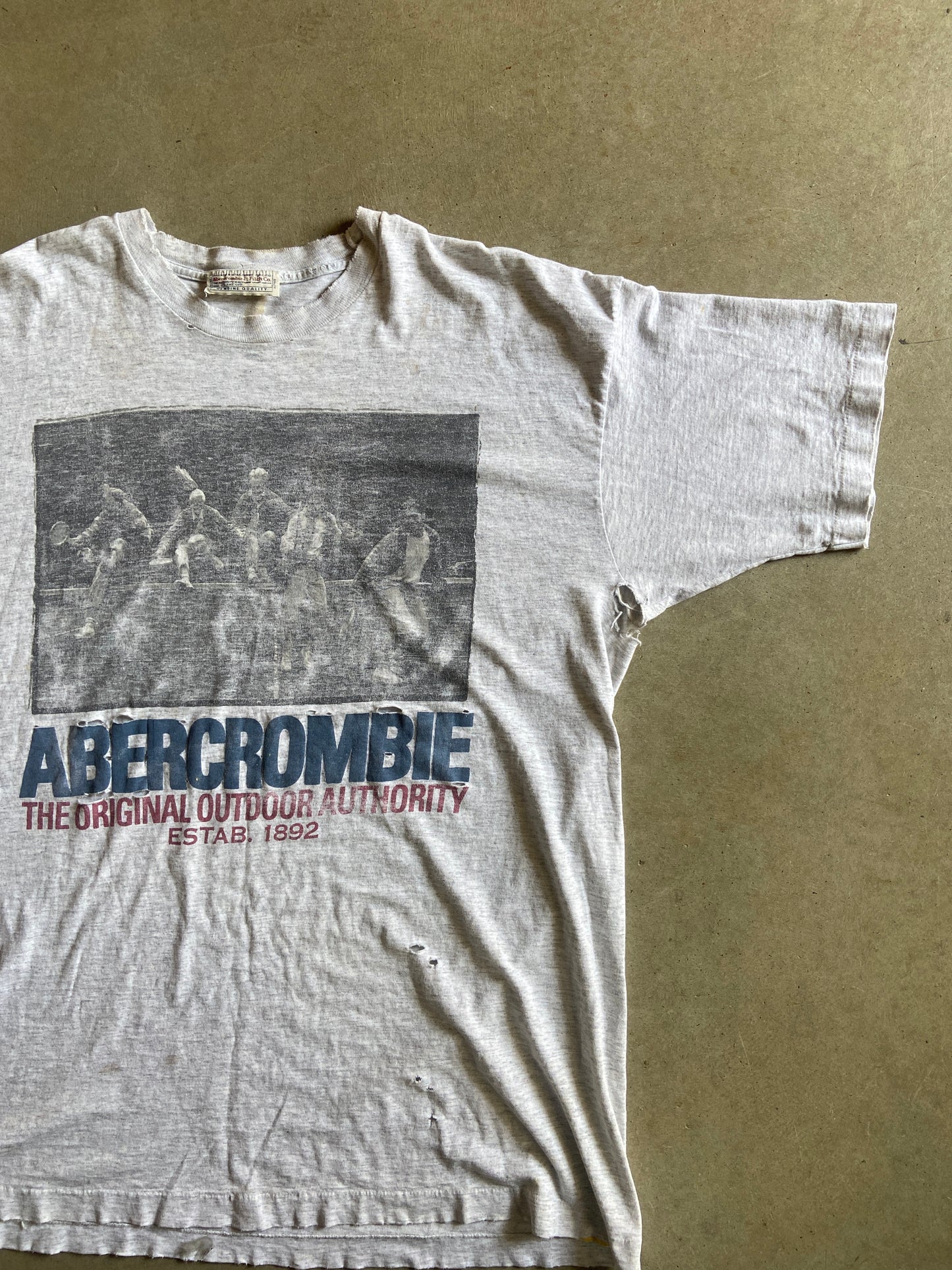 VTG Abercrombie Thrashed Outdoor Authority Tee Sz 2XL