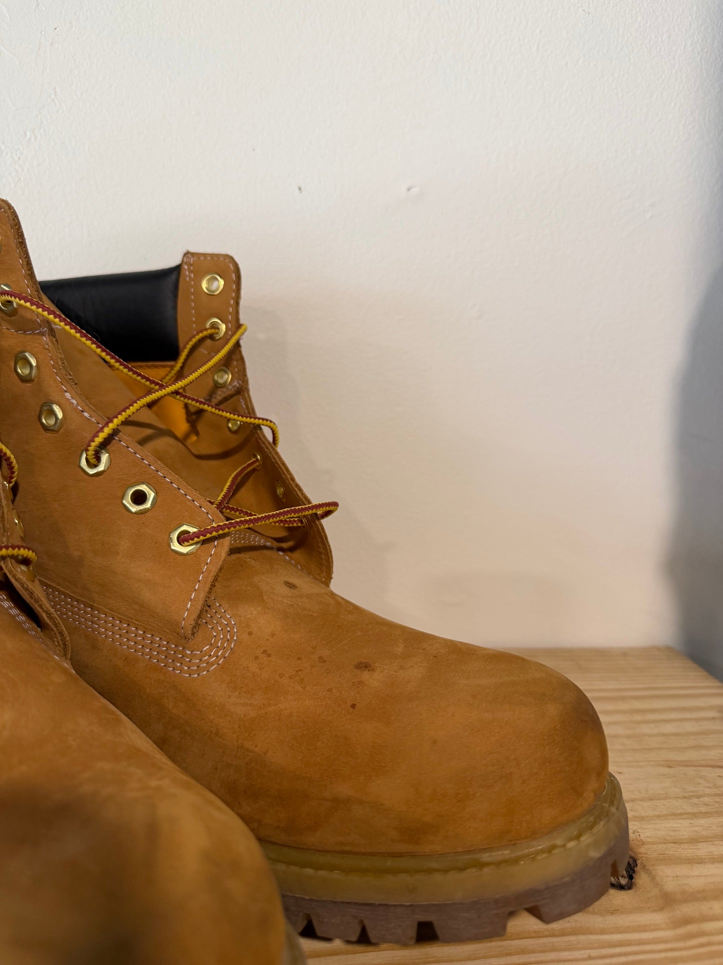 Preowned Timberland 6" Premium Waterproof Boot Wheat Sz 13M/14.5W