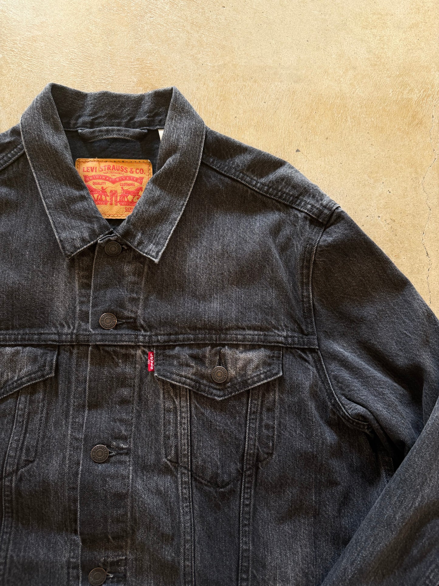 Levi’s Black Denim Jacket Sz XL