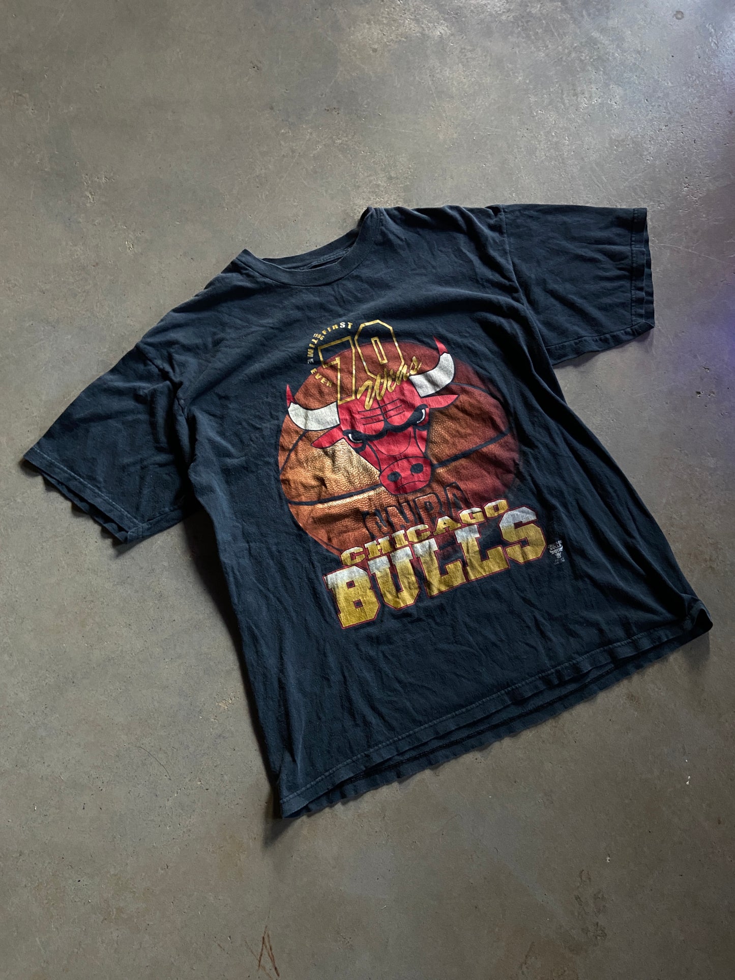 VTG Chicago Bulls 70 Wins Tee Sz L