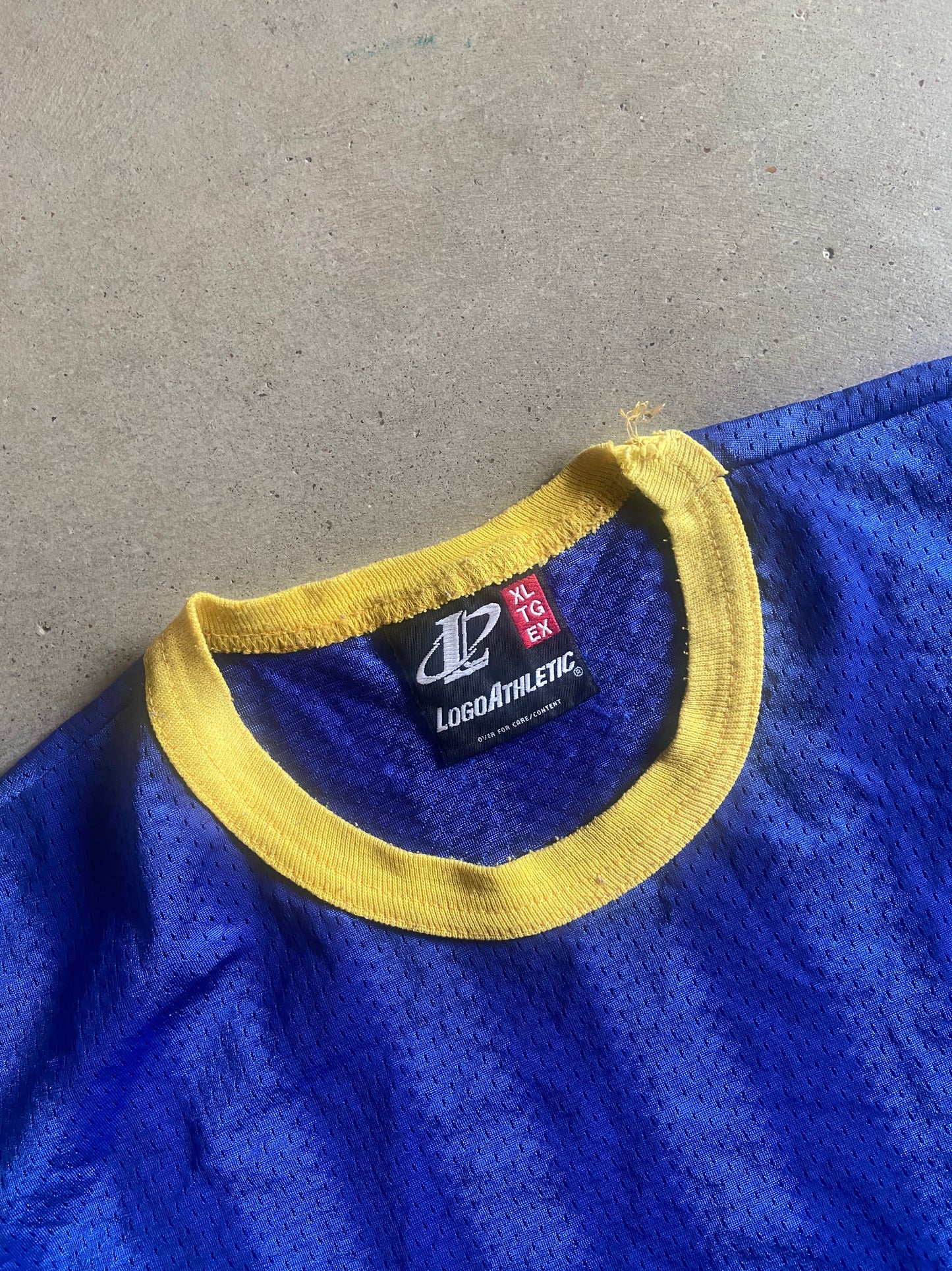VTG Logo Athletic Blue Stripe Pocket Soccer Jersey Sz XL