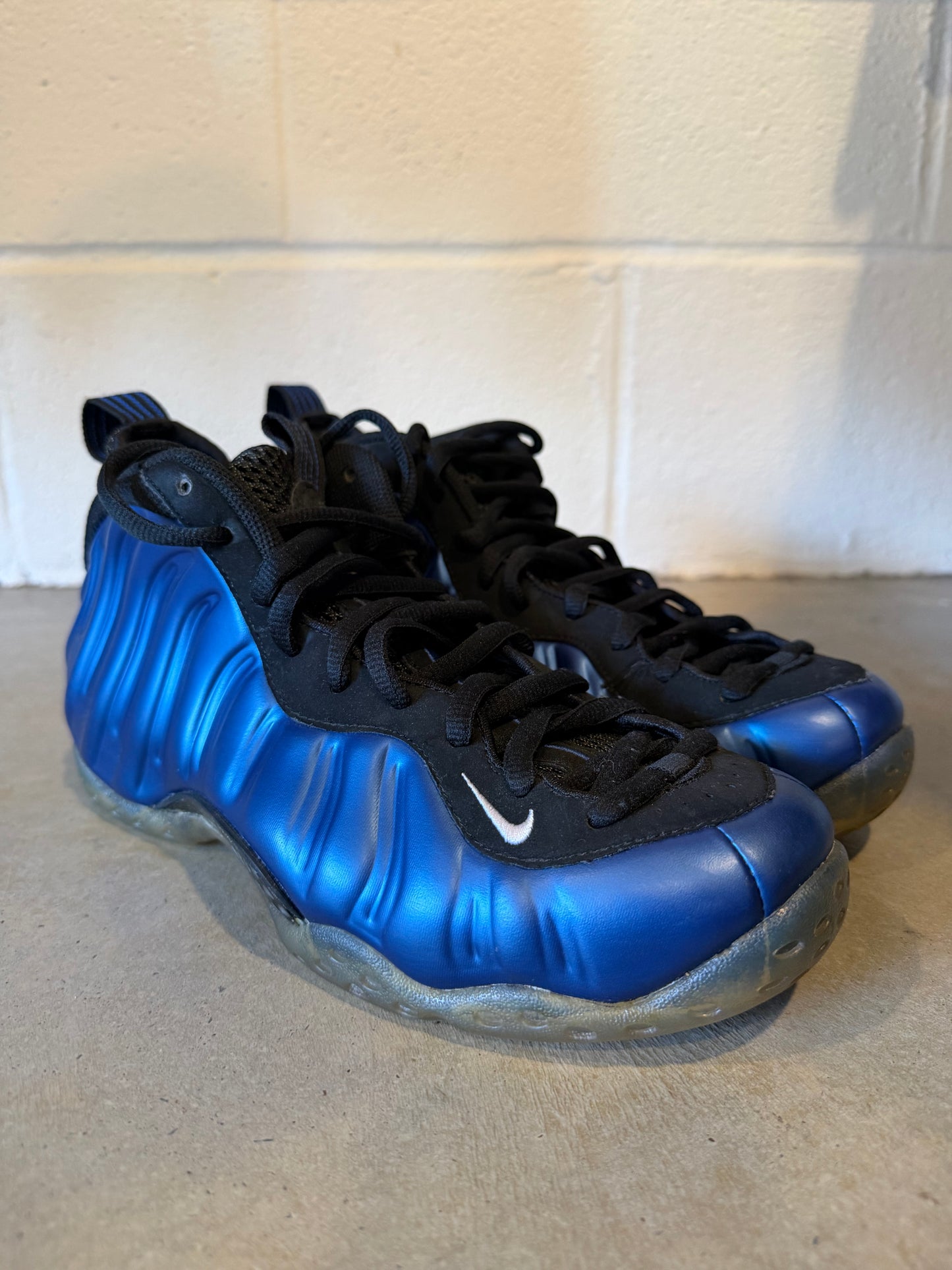 Preowned Nike Air Foamposite One Royal Blue (2011) Sz 7.5M/9W