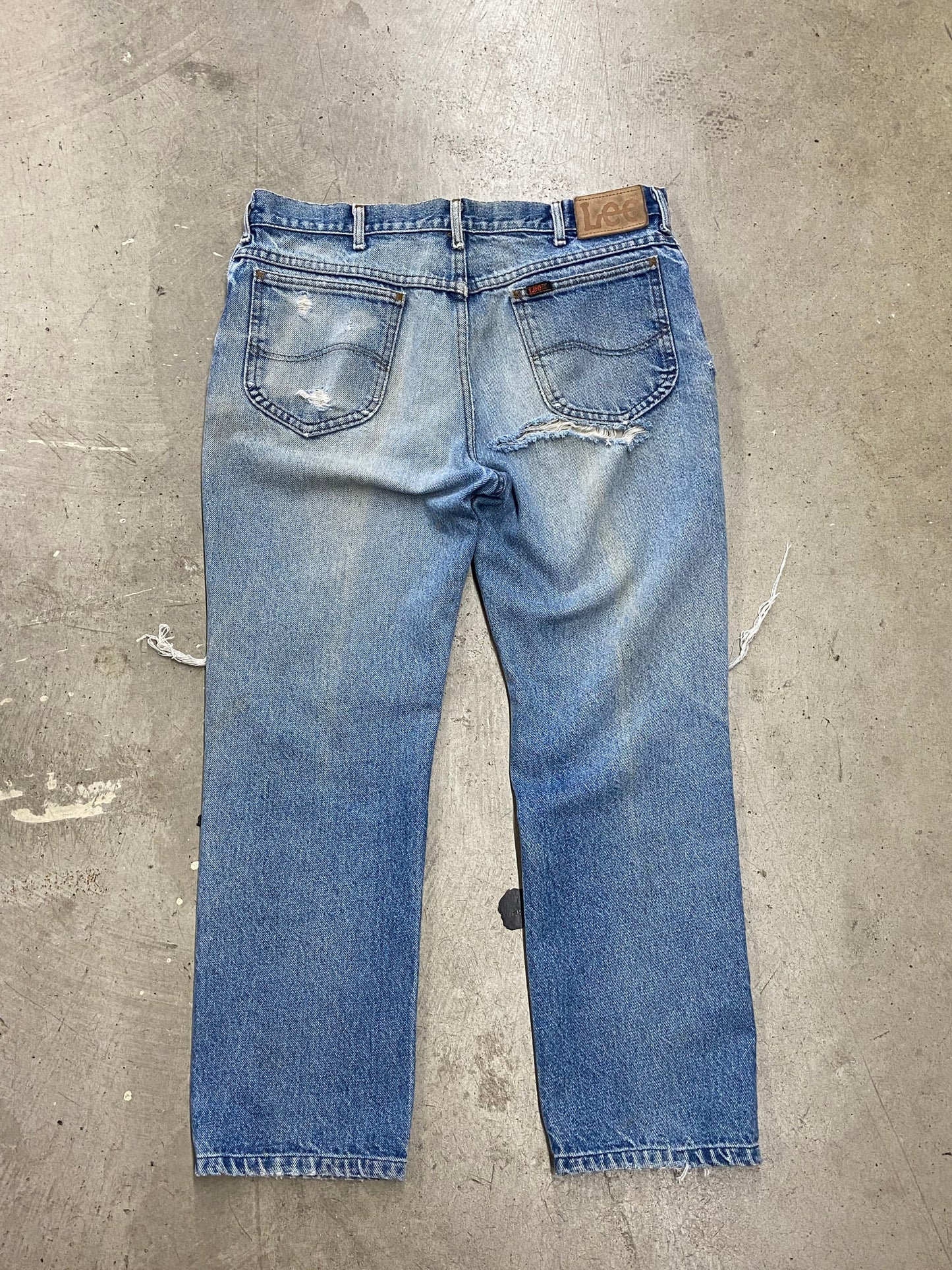 VTG Lee Rider Distressed Jeans Sz 36x28