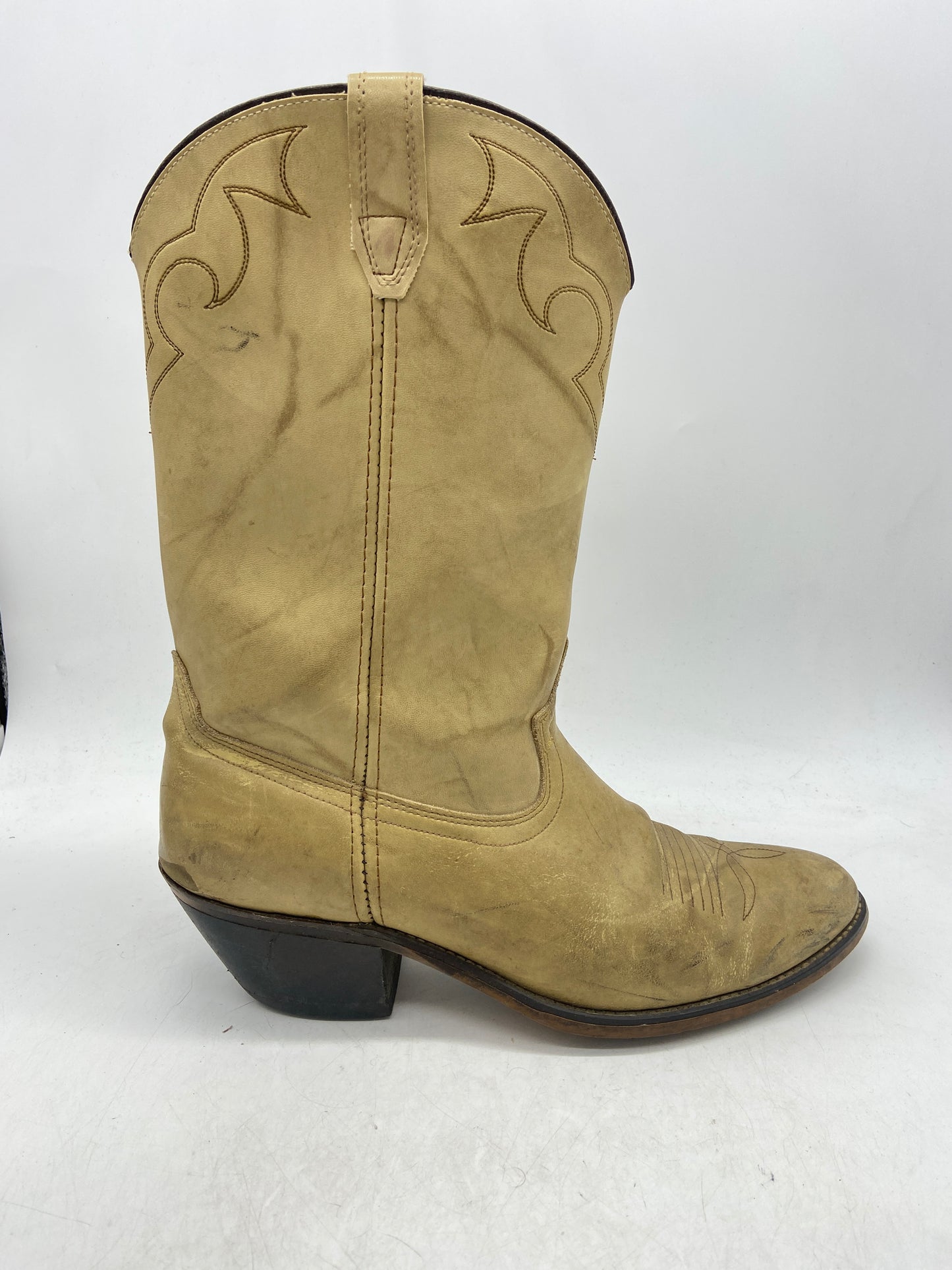 Used Light Wash Cowboy Boot Size 9.5D