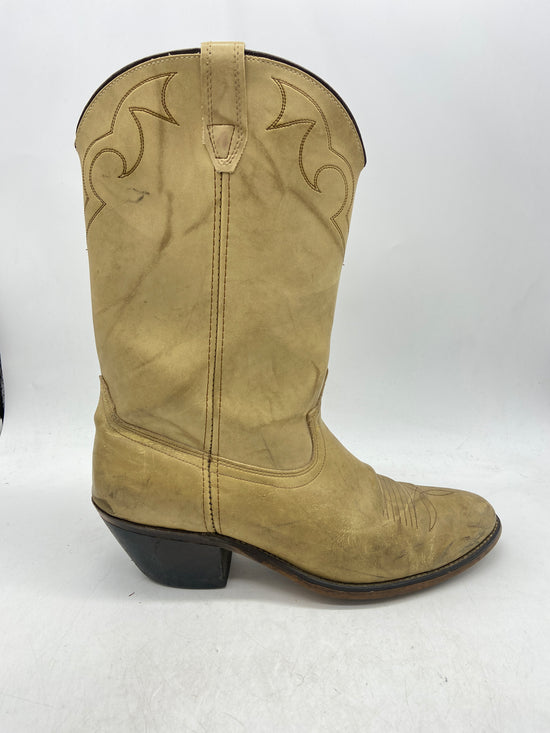 Used Light Wash Cowboy Boot Size 9.5D