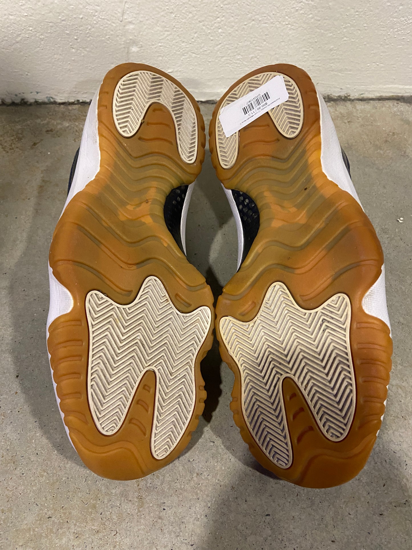 PreOwned Air Jordan 11 Low Midnight Navy Sz 11.5M/13W