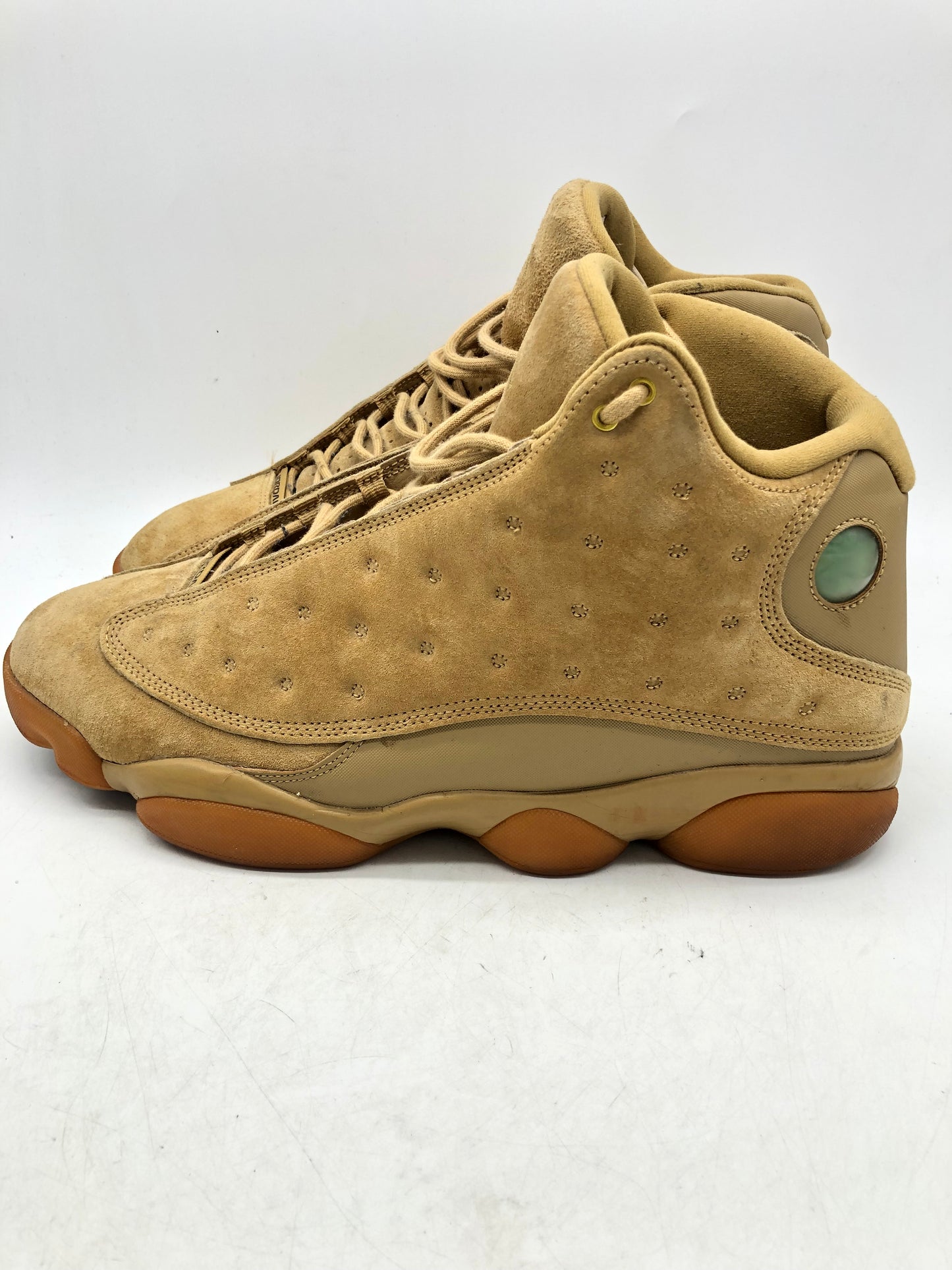 Preowned Jordan 13 Retro Wheat Sz 13M/14.5W 414571-705