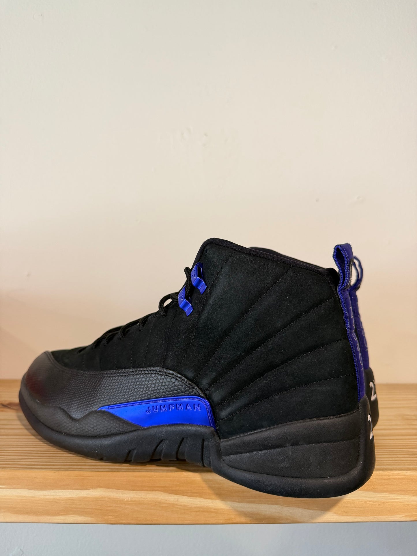 Preowned Jordan 12 Retro Black Dark Concord Sz 13M/14.5W