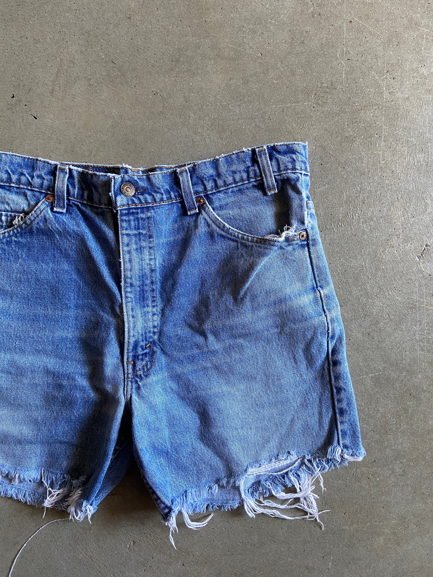 VTG 80s Levis Orange Tab Cutoff Shorts Sz 35"