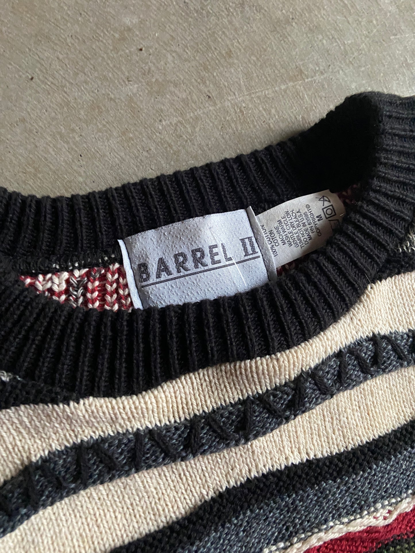 VTG Barrel Green/Red Sweater Sz XL