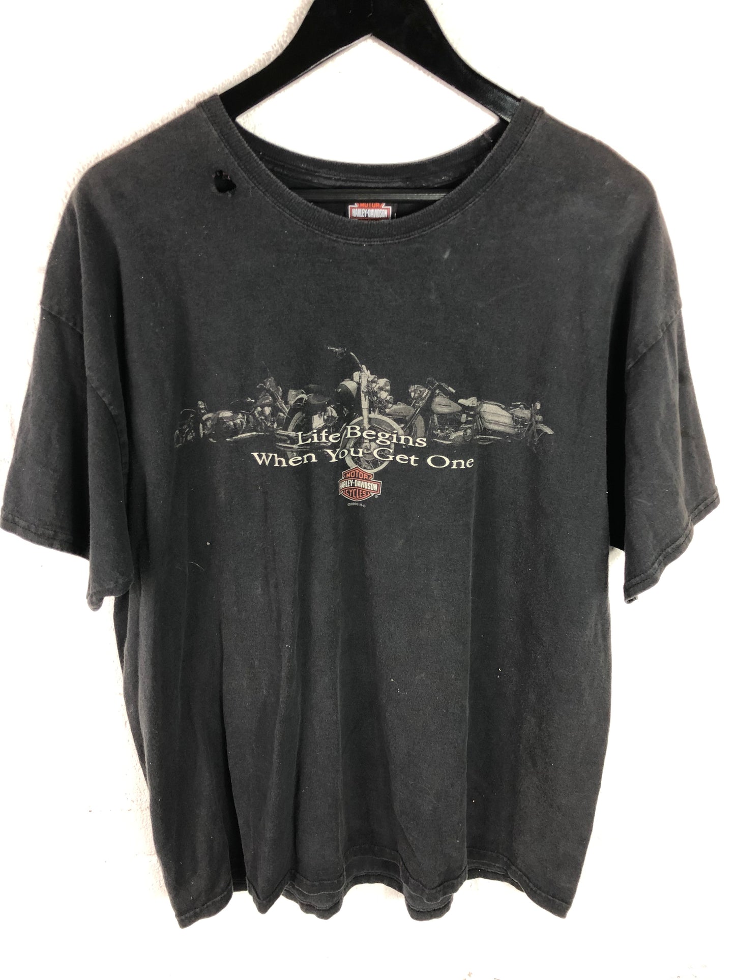 Y2K Harley Davidson "Life Begins" Tee Sz XL