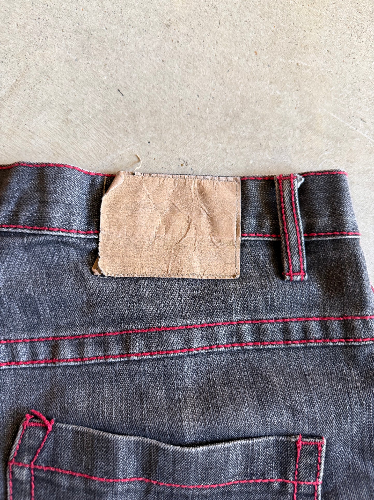 Design Lab Premium Red/Black Denim Jorts Sz 40