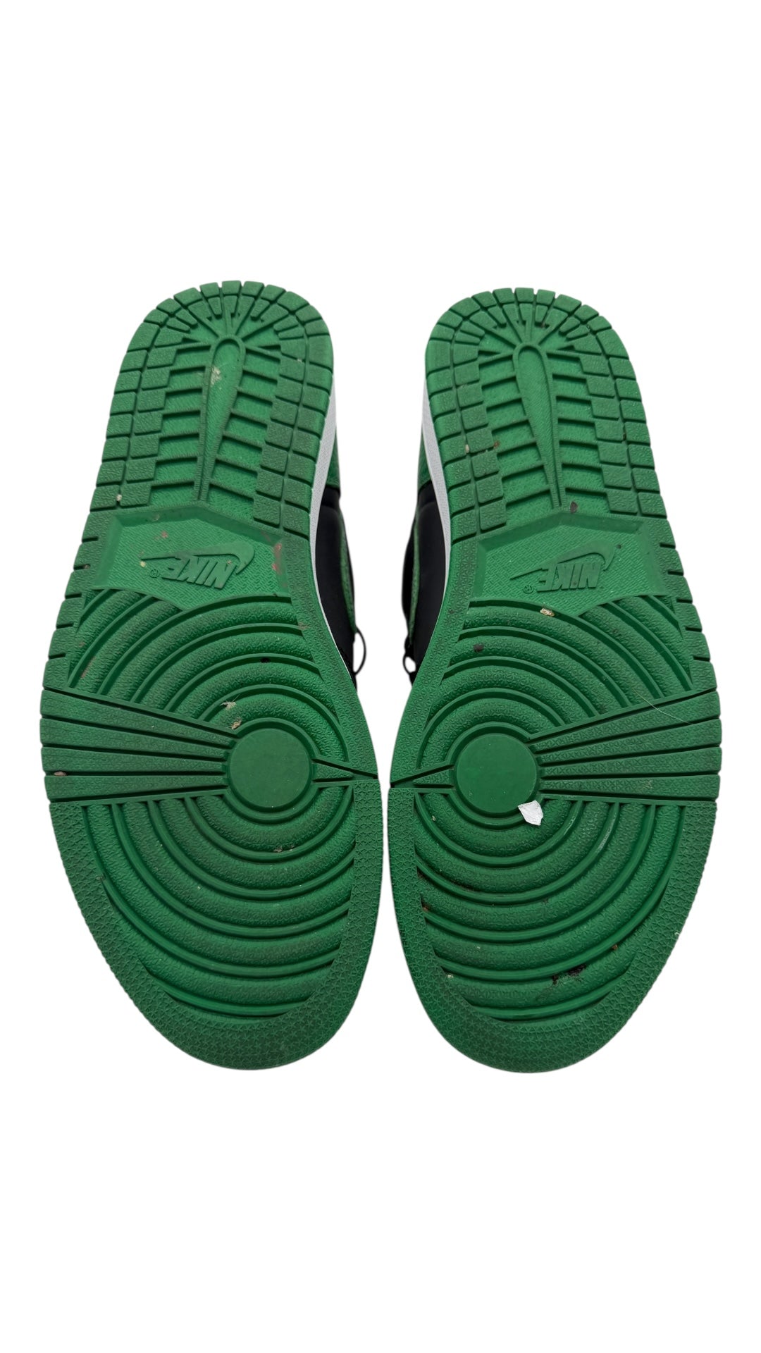 Preowned Jordan 1 Retro High Pine Green Black Sz 12M/13.5W 555088-030