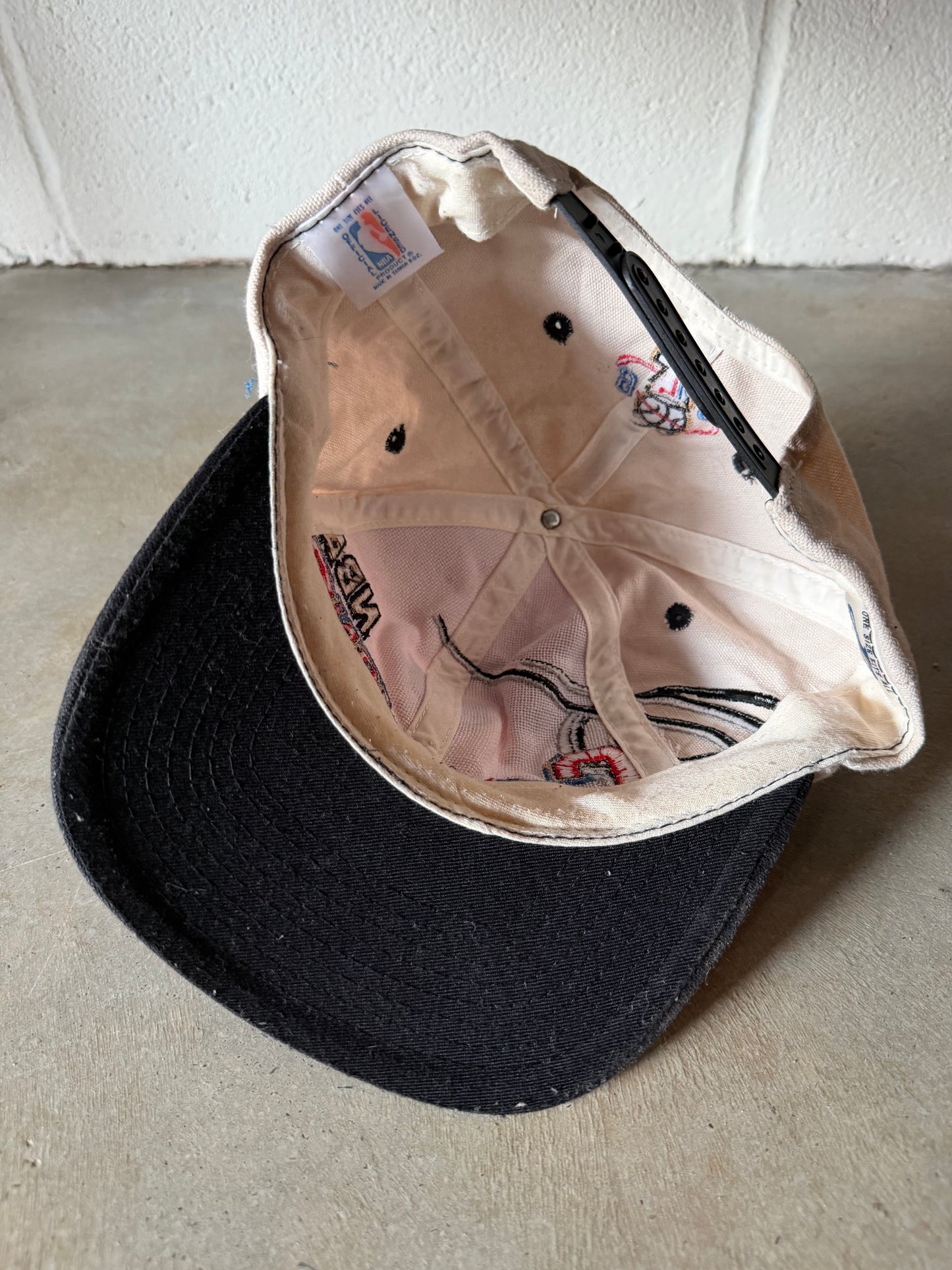 VTG Chicago Bulls 96 Championship Logo Athletic Hat