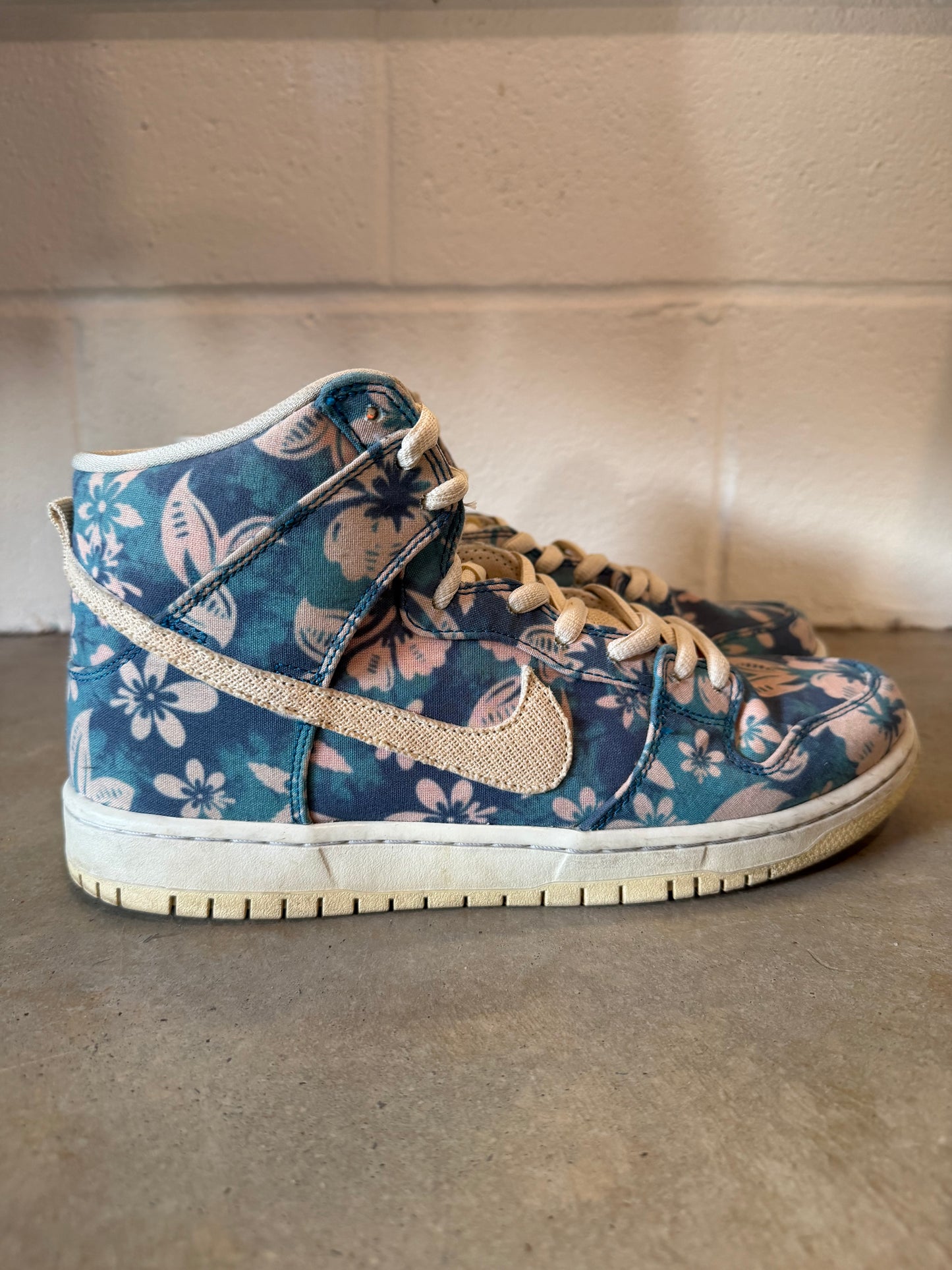 Preowned Nike SB Dunk High Hawaii Sz 10M/11.5W