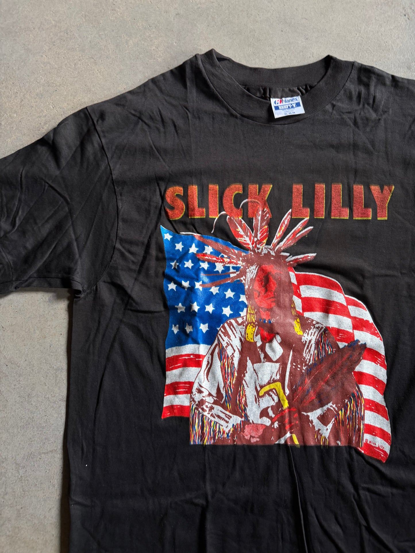 VTG Slick Lilly World Tour Native American Tee Sz L/XL
