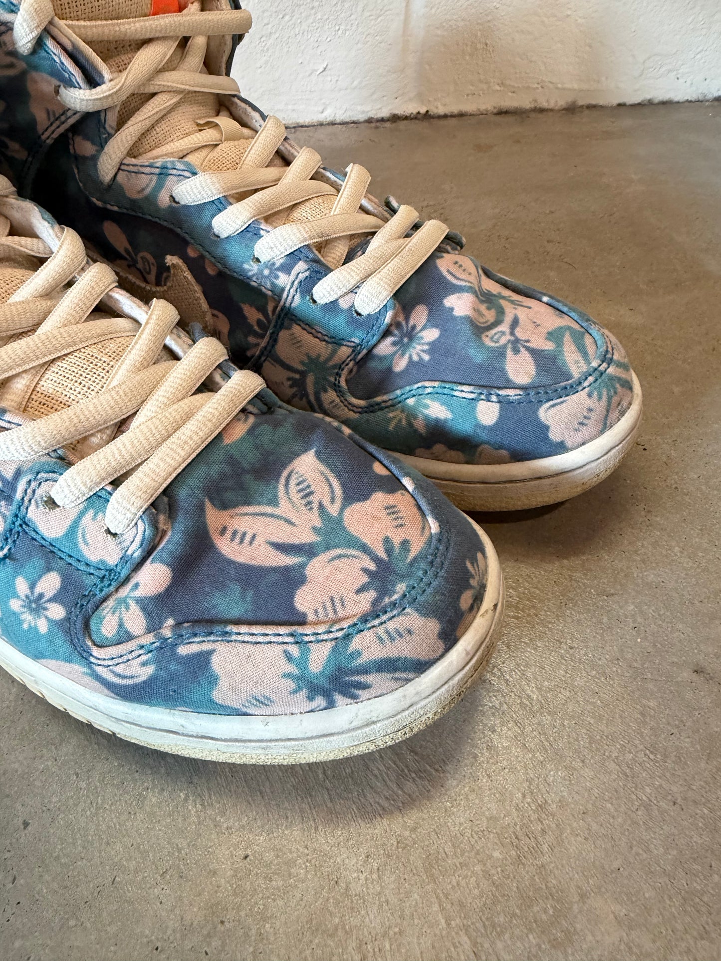 Preowned Nike SB Dunk High Hawaii Sz 10M/11.5W
