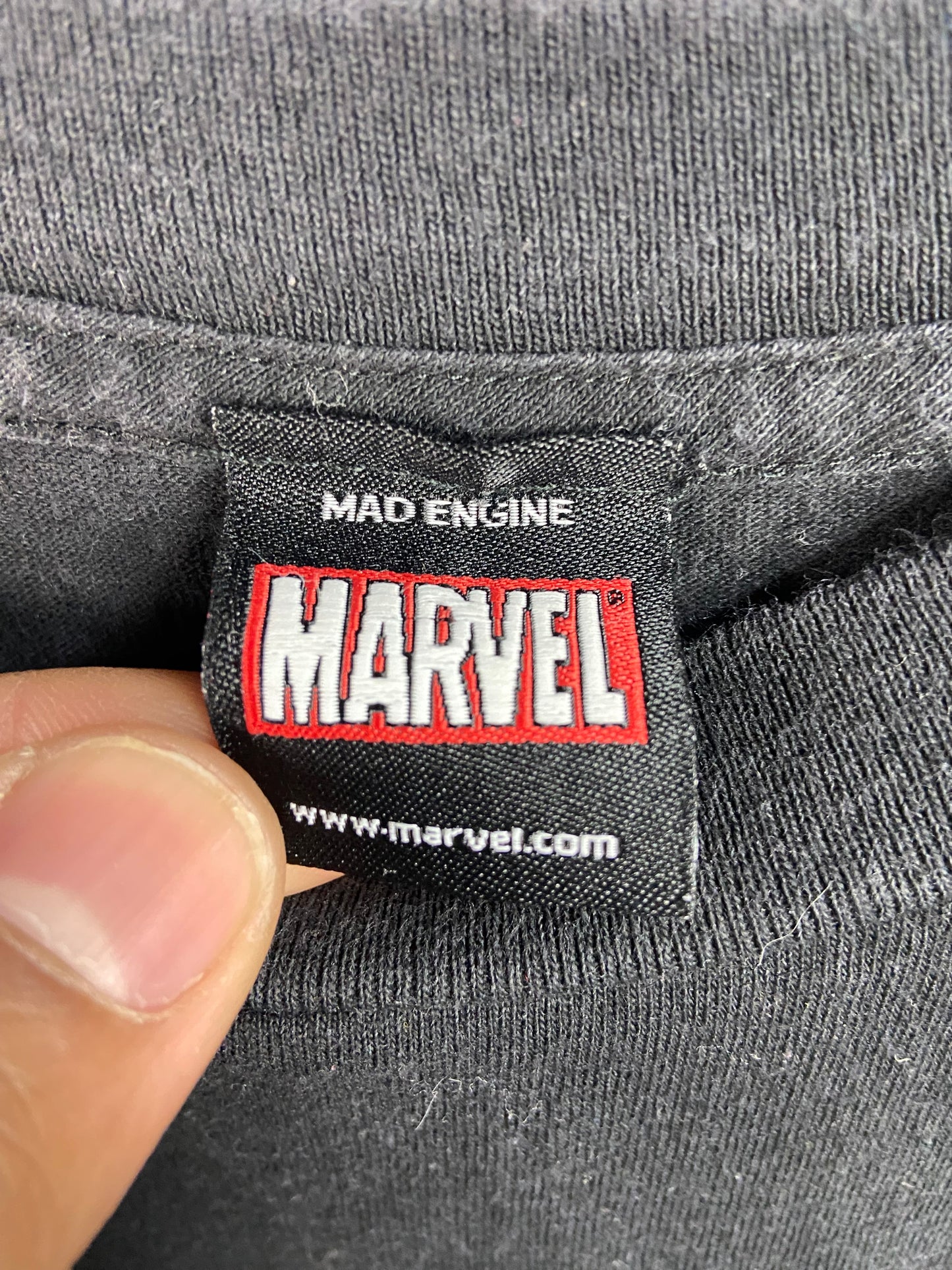 Y2K Mad Engine Marvel Lineup Tee Sz L