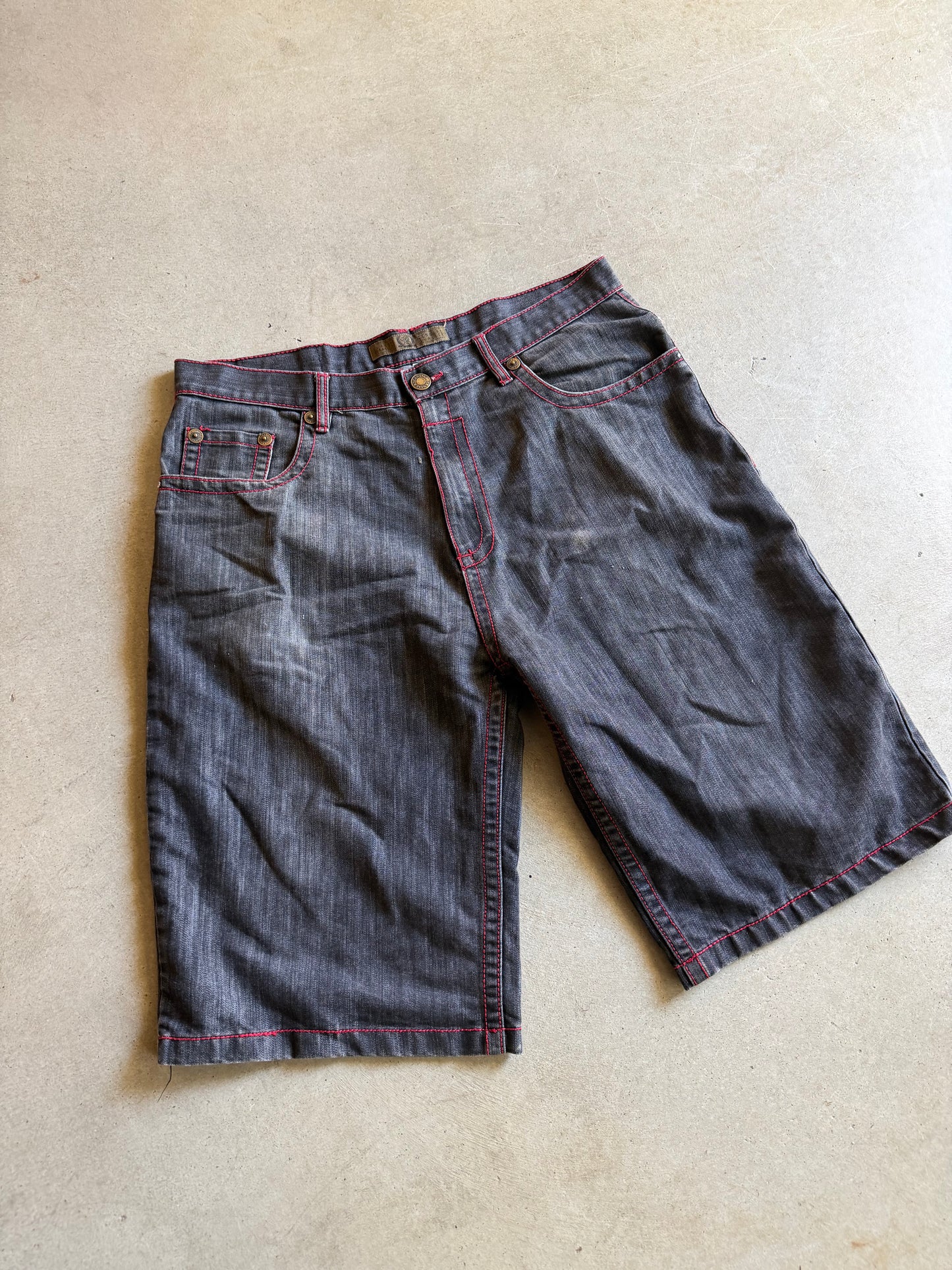 Design Lab Premium Red/Black Denim Jorts Sz 40