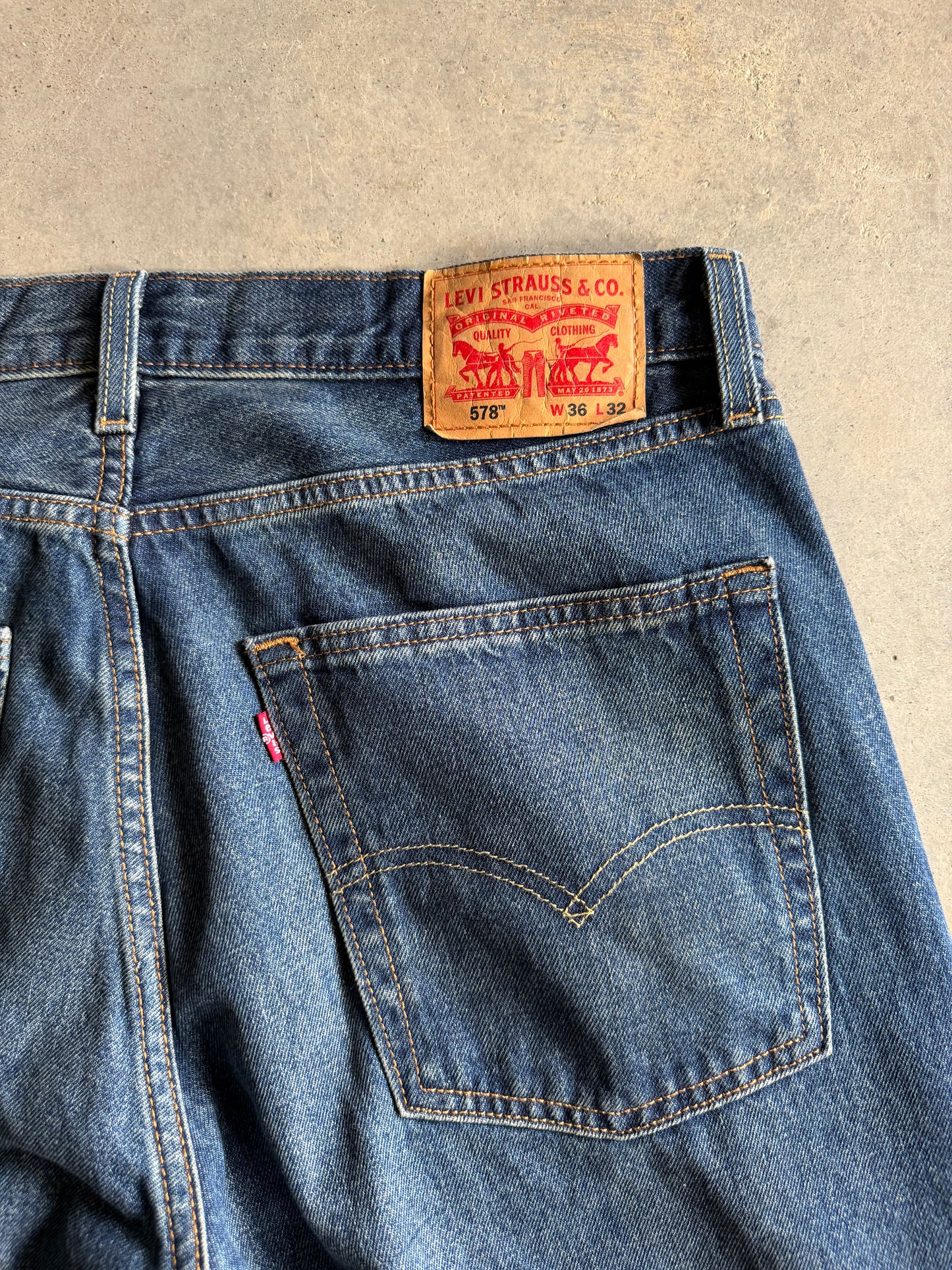 Levis Dark Wash 578 Baggy Denim Jeans Sz 36x32