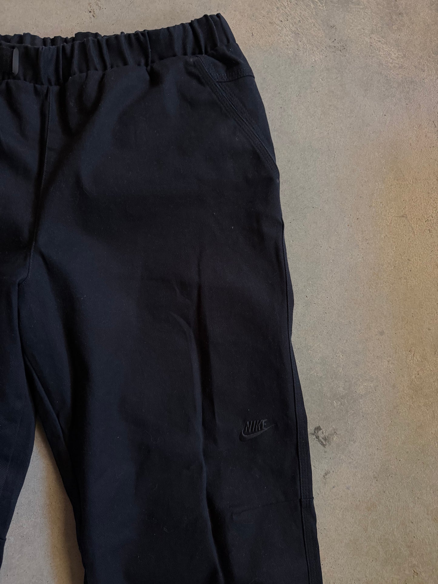Nike Tech Pack Black Pants Sz L