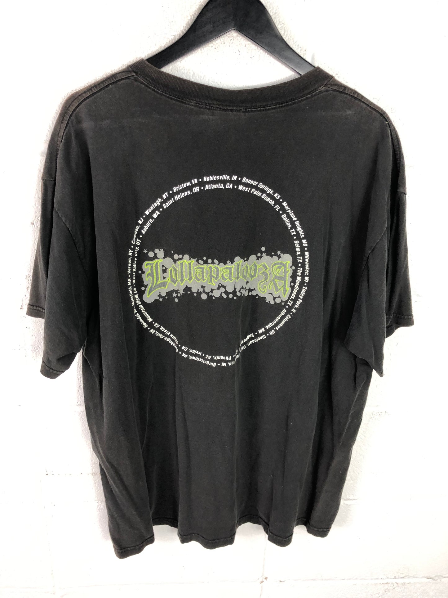 VTG Thrashed Lollapalooza Tour Tee Sz XL