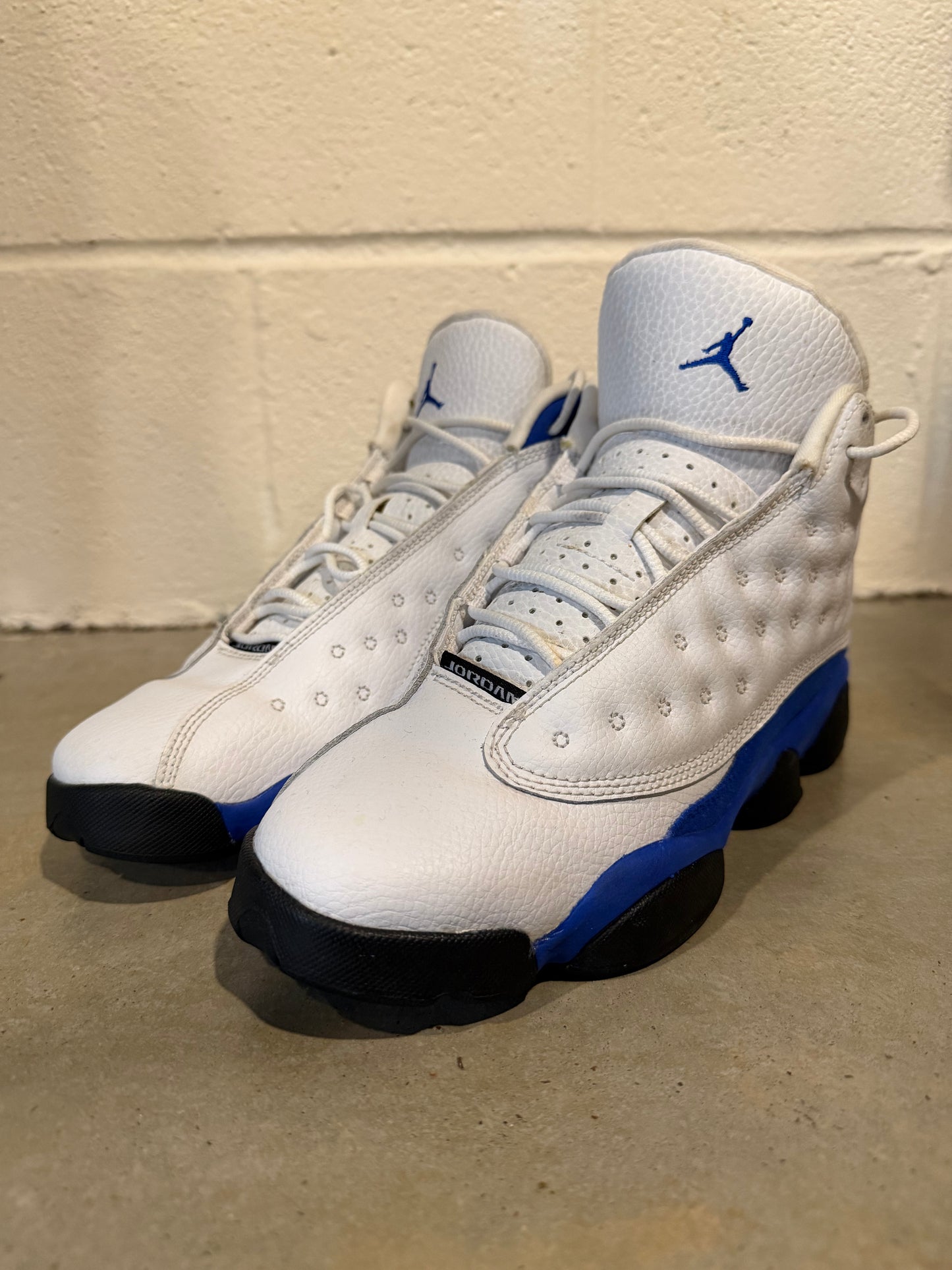 Preowned Jordan 13 White Hyper Royal GS Size 7Y