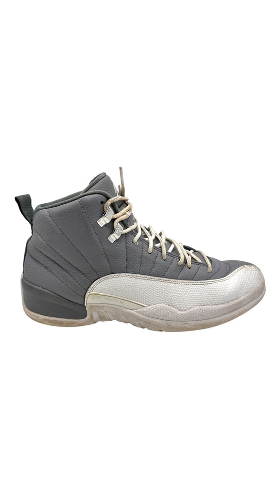 Preowned Jordan 12 Retro Stealth Sz 11.5M/13W  CT8013-015