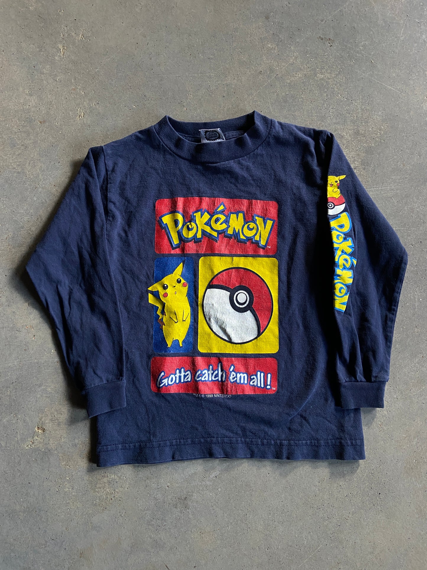 VTG Kids 1999 Pokémon Pikachu L/S Tee Sz Small