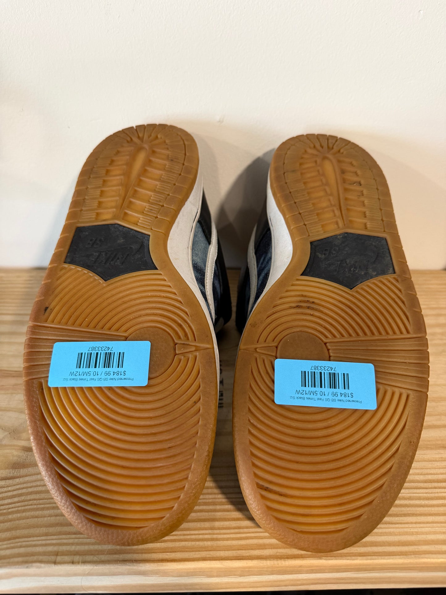 Preowned Nike SB QS Fast Times Black Size 10.5M/12W