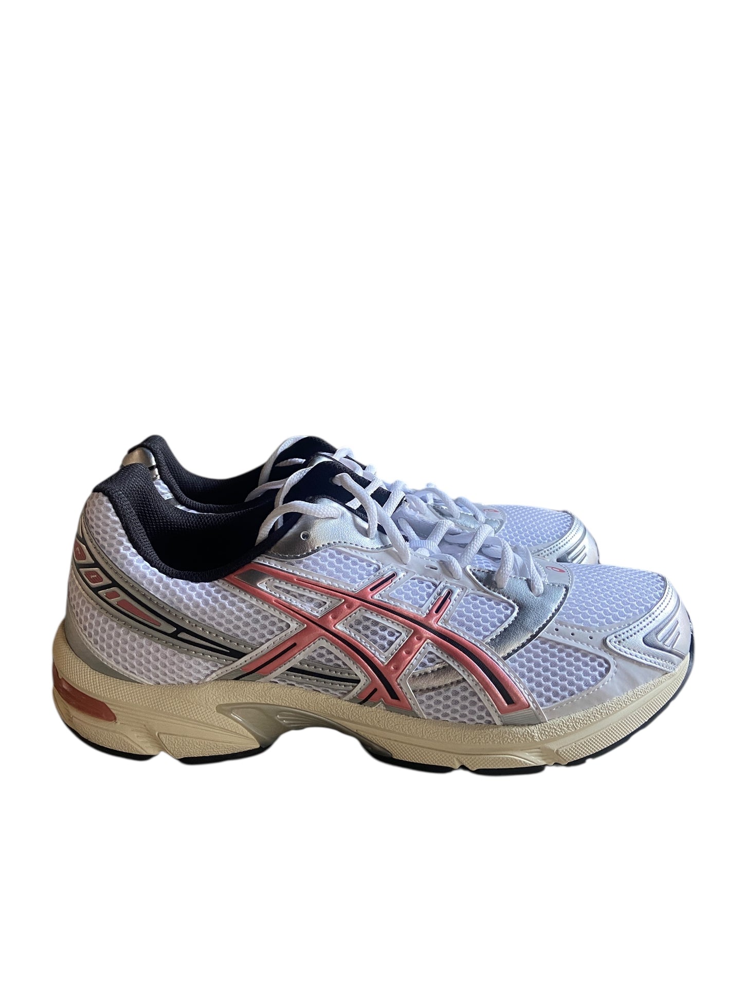 Preowned ASICS Gel 1130 White/Desert Red Sz 11M/12.5W