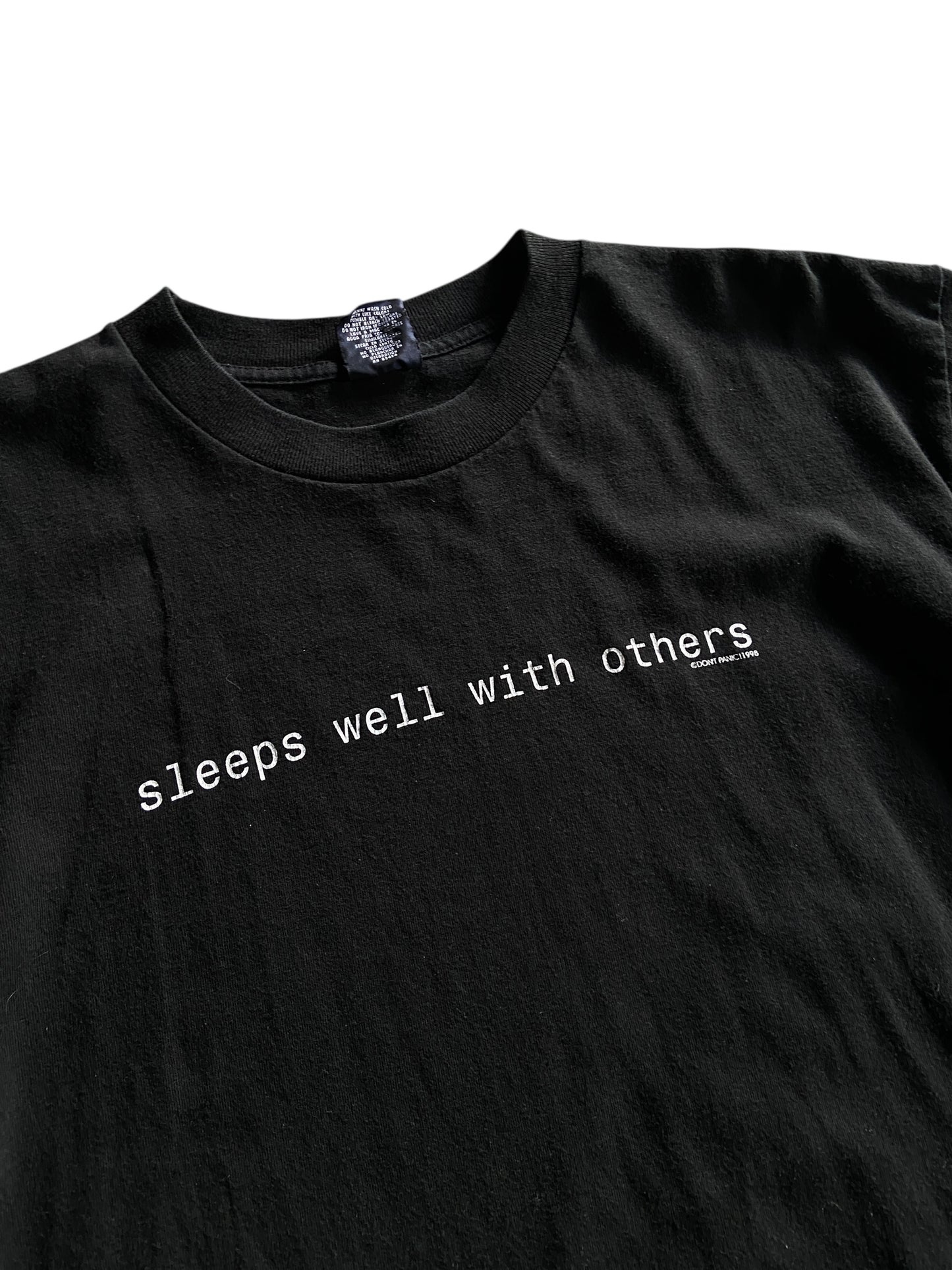 VTG Sleeps Well With Others Text Tee Sz L
