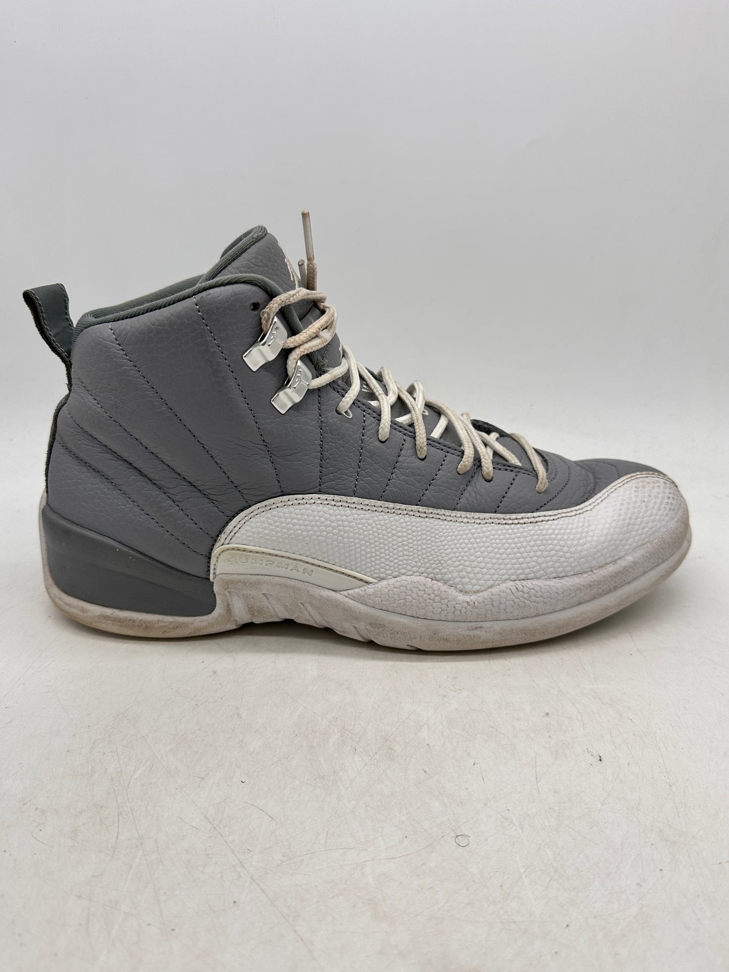 Preowned Jordan 12 Retro Stealth Sz 11.5M/13W  CT8013-015