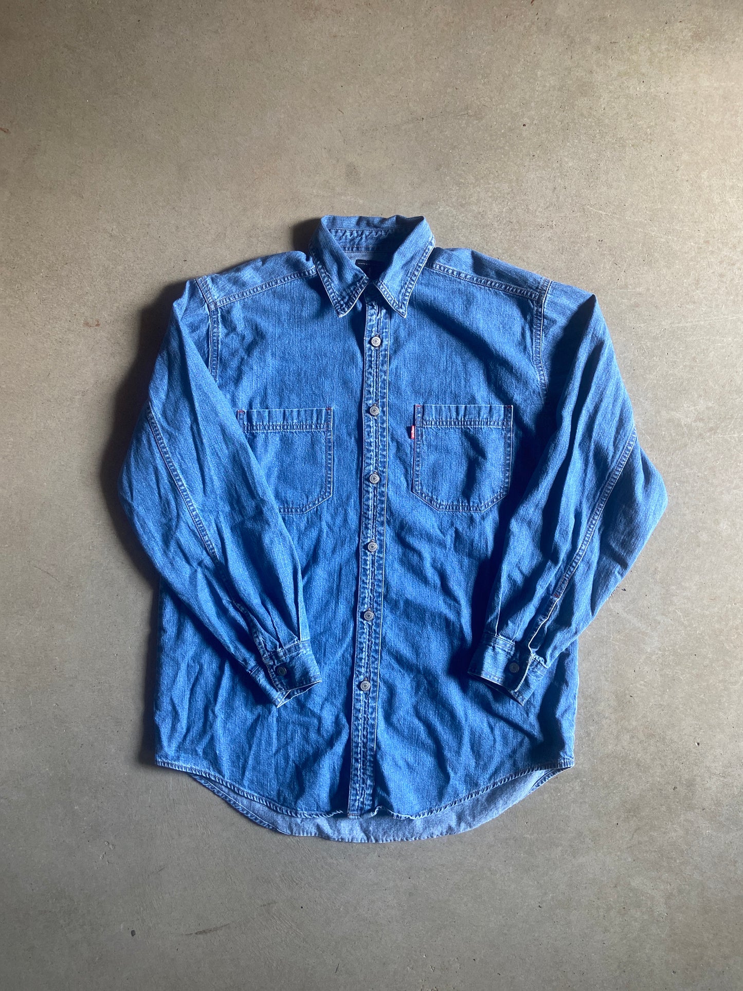 Levis Denim Button Up Shirt Sz M/L