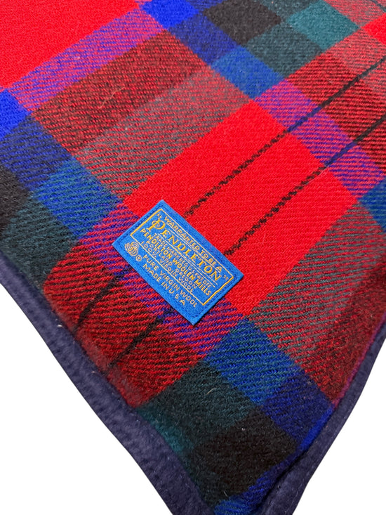 VTG Pendleton Made in USA Wool Flannel 2 Pillow Set